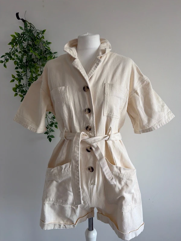 #022 Prettylittlething cram playsuit with pockets and tie size uk 8 eu 36