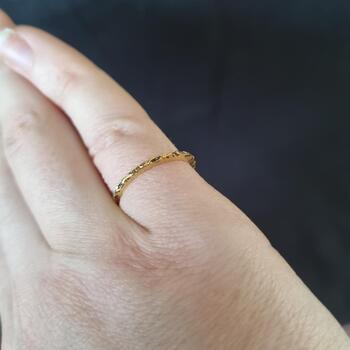 Gold Textured Thin Band Ring – One Size, Delicate & Unique Finish ✨💍