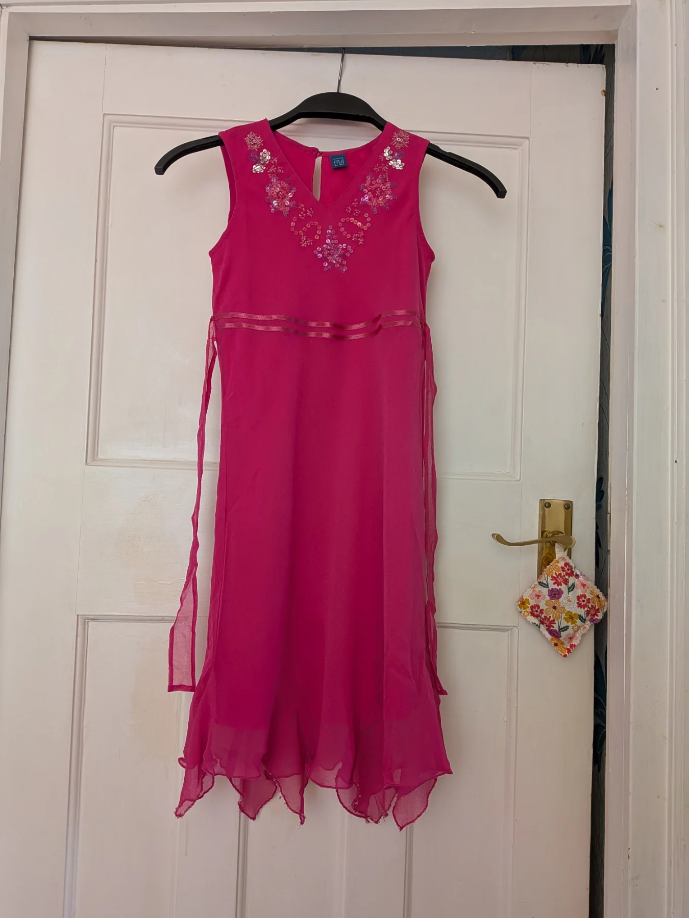 Pink girls party dress age 6