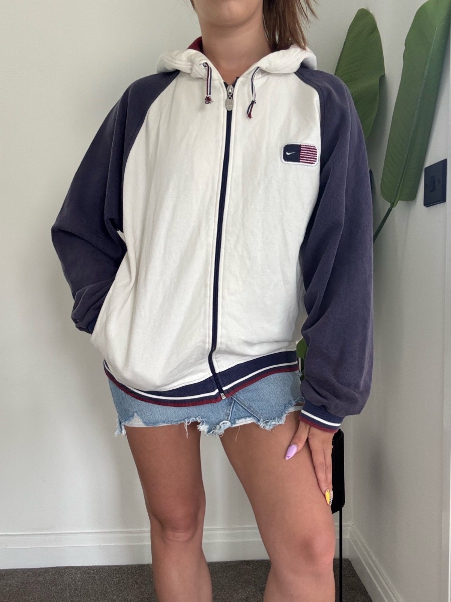 Vintage Unisex Nike USA white and Navy zip up Hoodie Size M