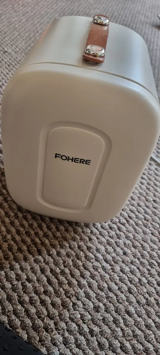 New & Unused 'Fohere' Mini Portable Fridge