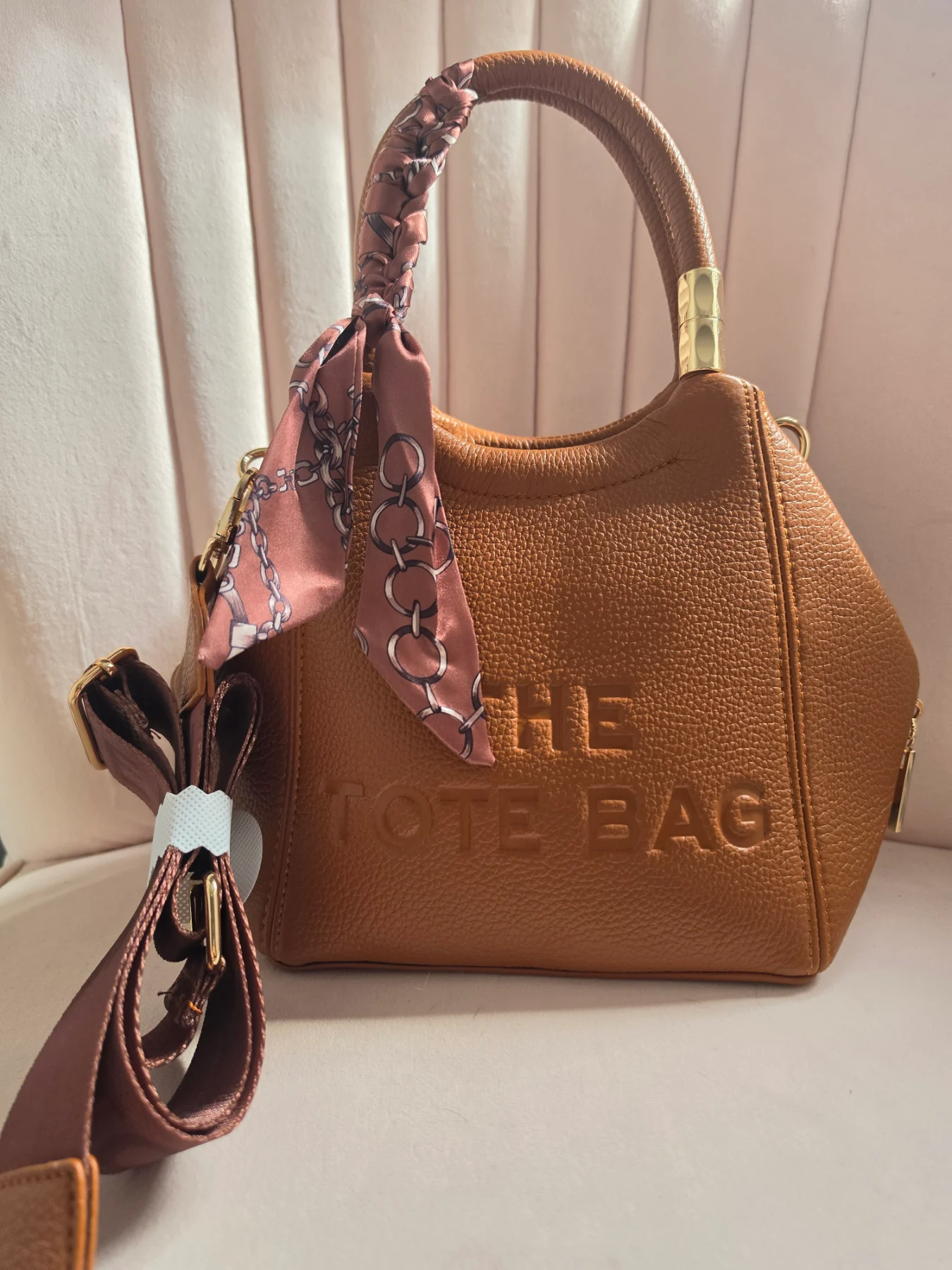 Ladies stunning BNWT tote bag. Brown