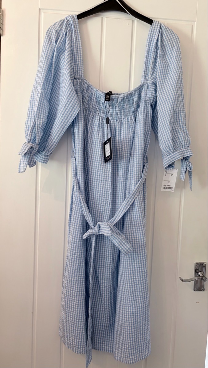 BNWT QED London Light Blue Gingham Smock Dress – Size Medium