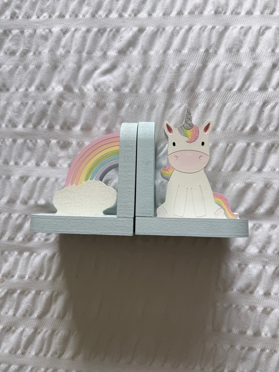 Wooden book ends