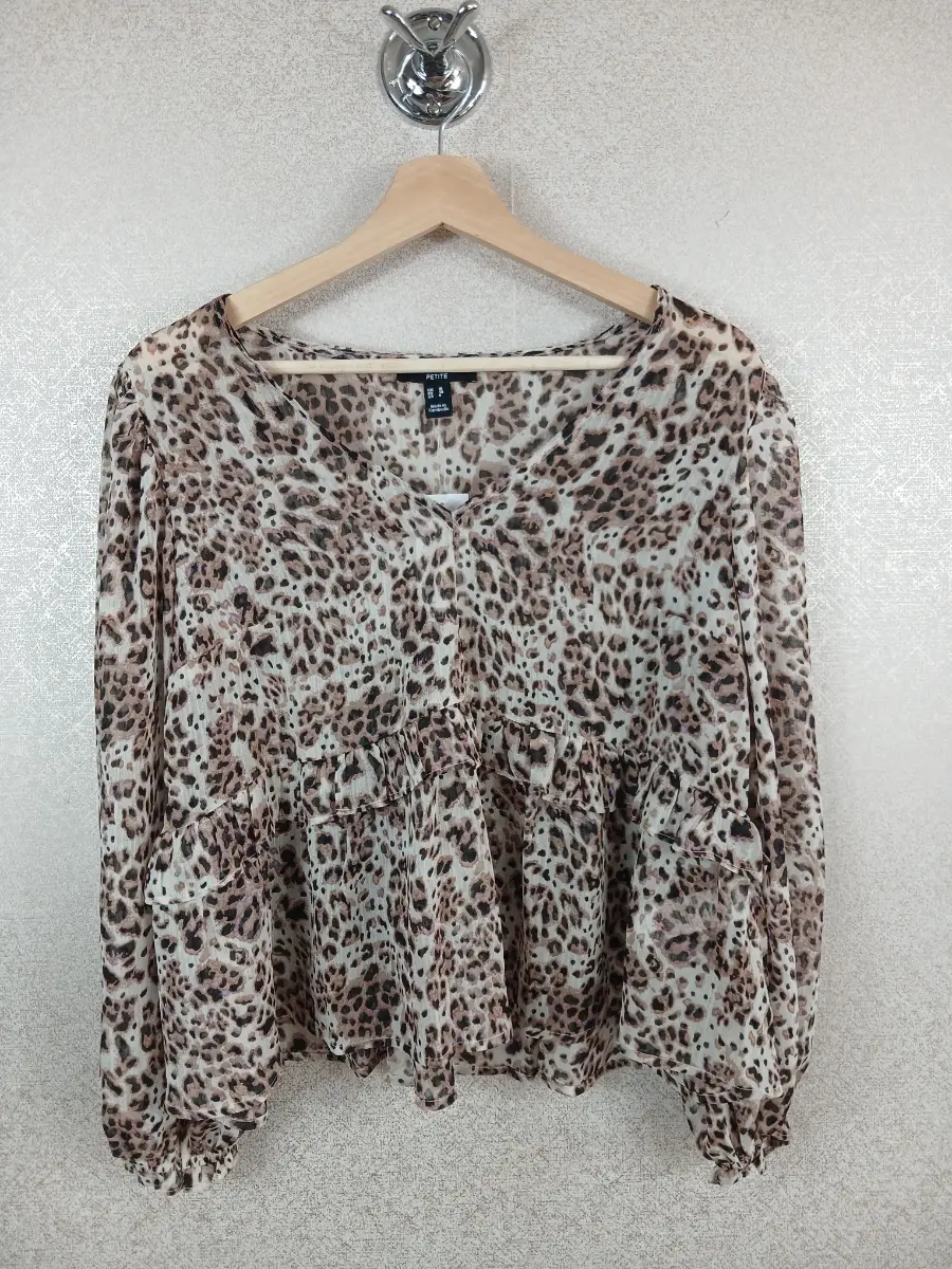 New Look Petite Leopard Print Blouse Top Brown Animal Tiered Vneck BNWT UK 10