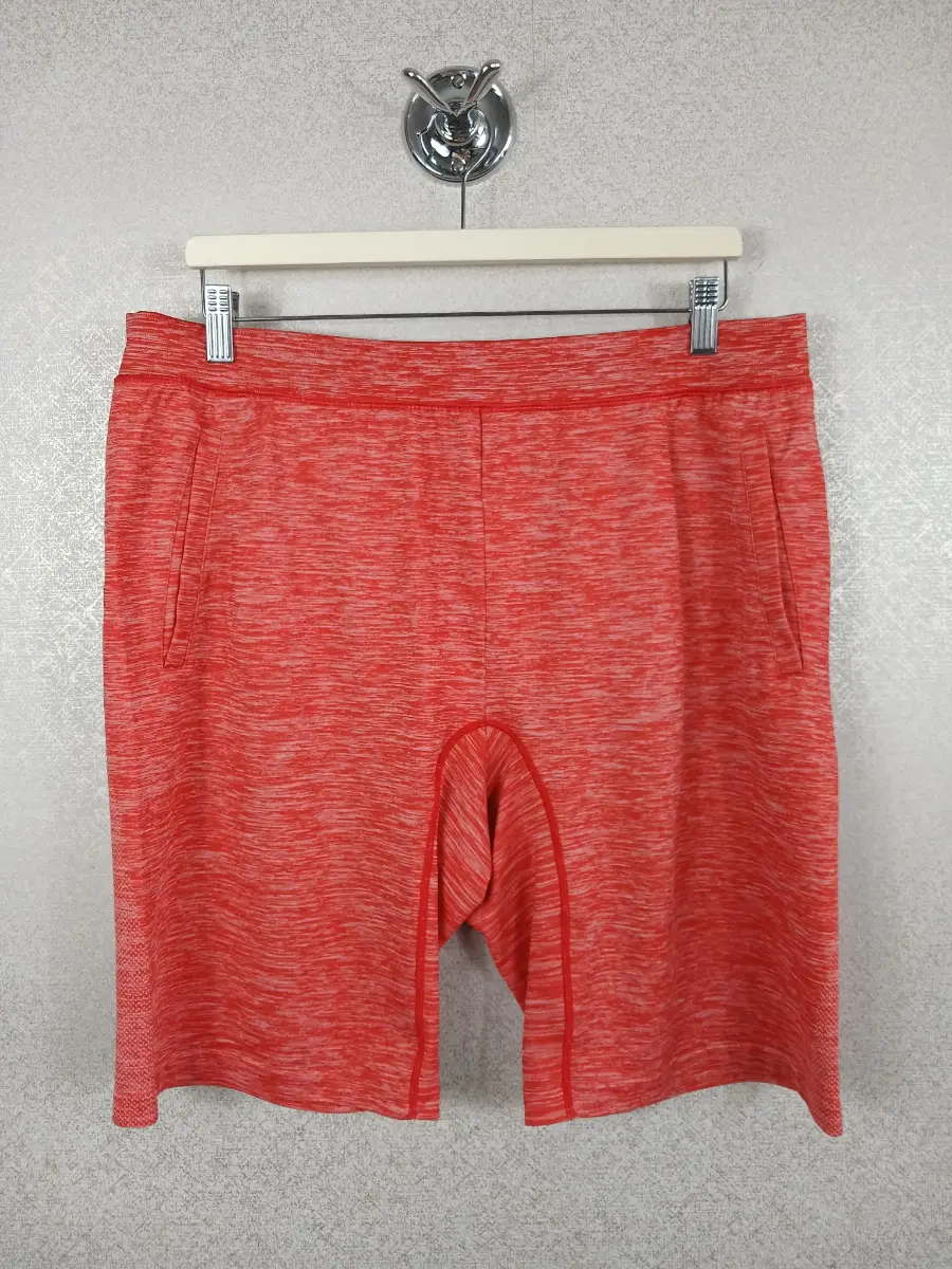 Gu Sports Mens Active Gym Shorts Red Space Dye Heathered Athletic Size XL VGC