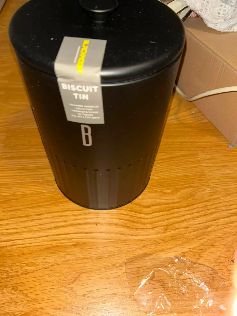 Biscuit Tin
