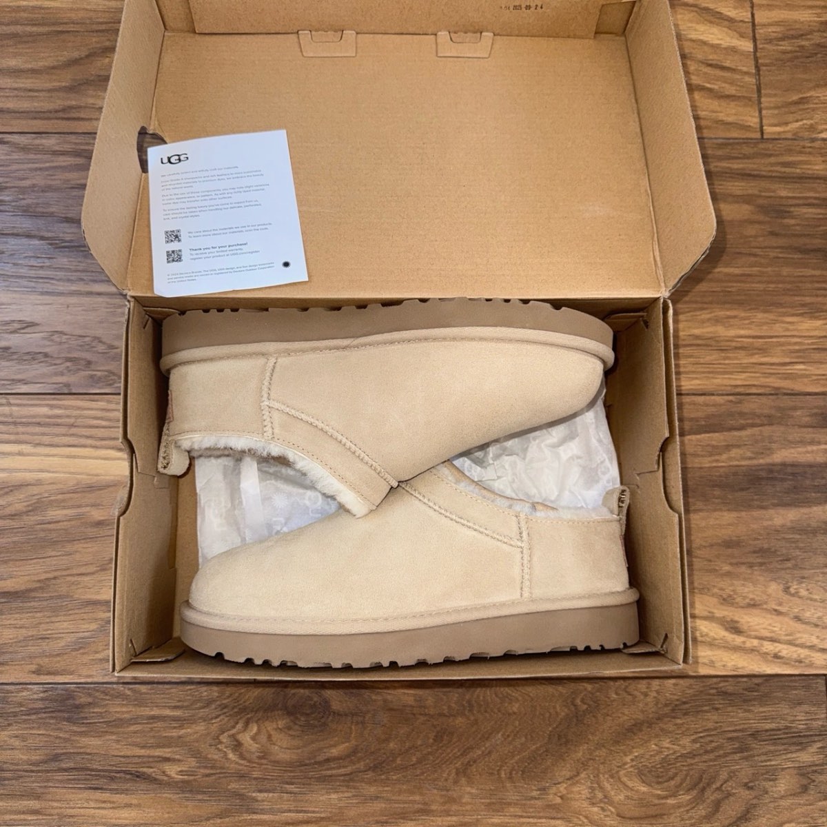 Womens Ugg classic micro boot UK 5 beige desert