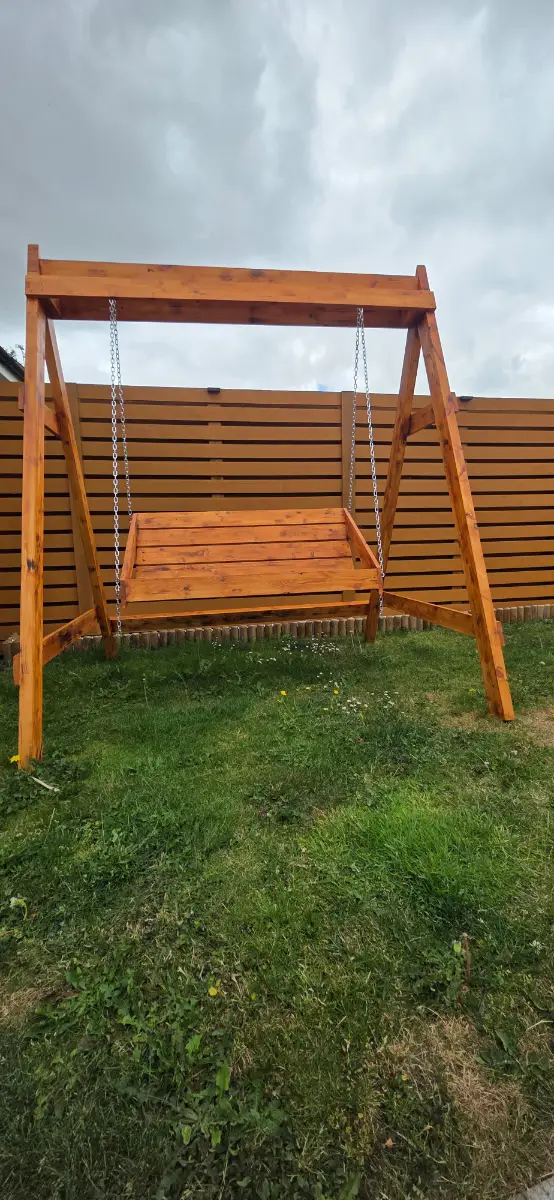 Handmade wooden garden swing 🎠 COLLECTION ONLY/LOCAL DELIVERY AVAILABLE