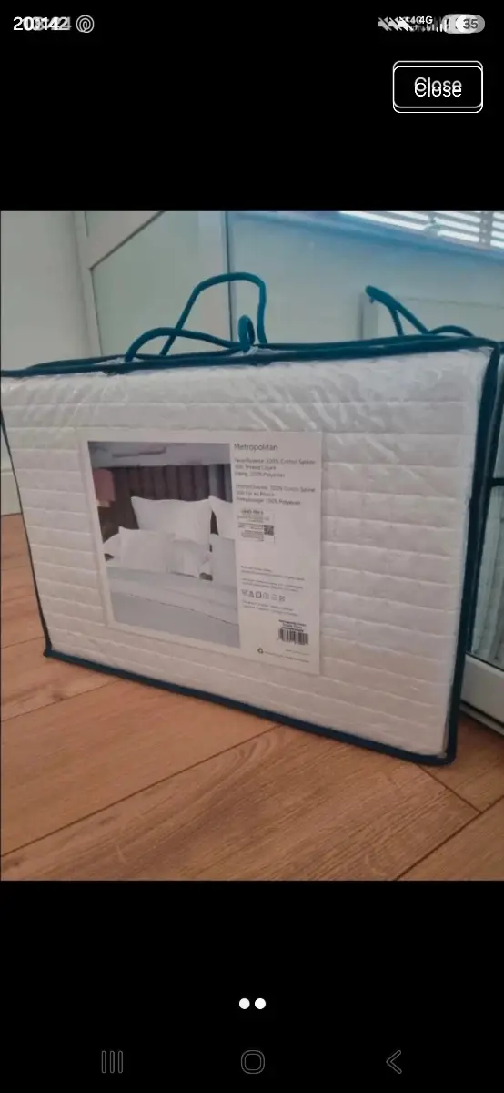 Christy bedspread/throw