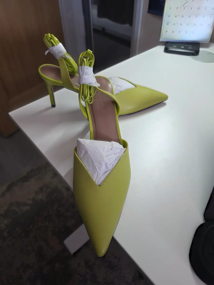 Summer shoes