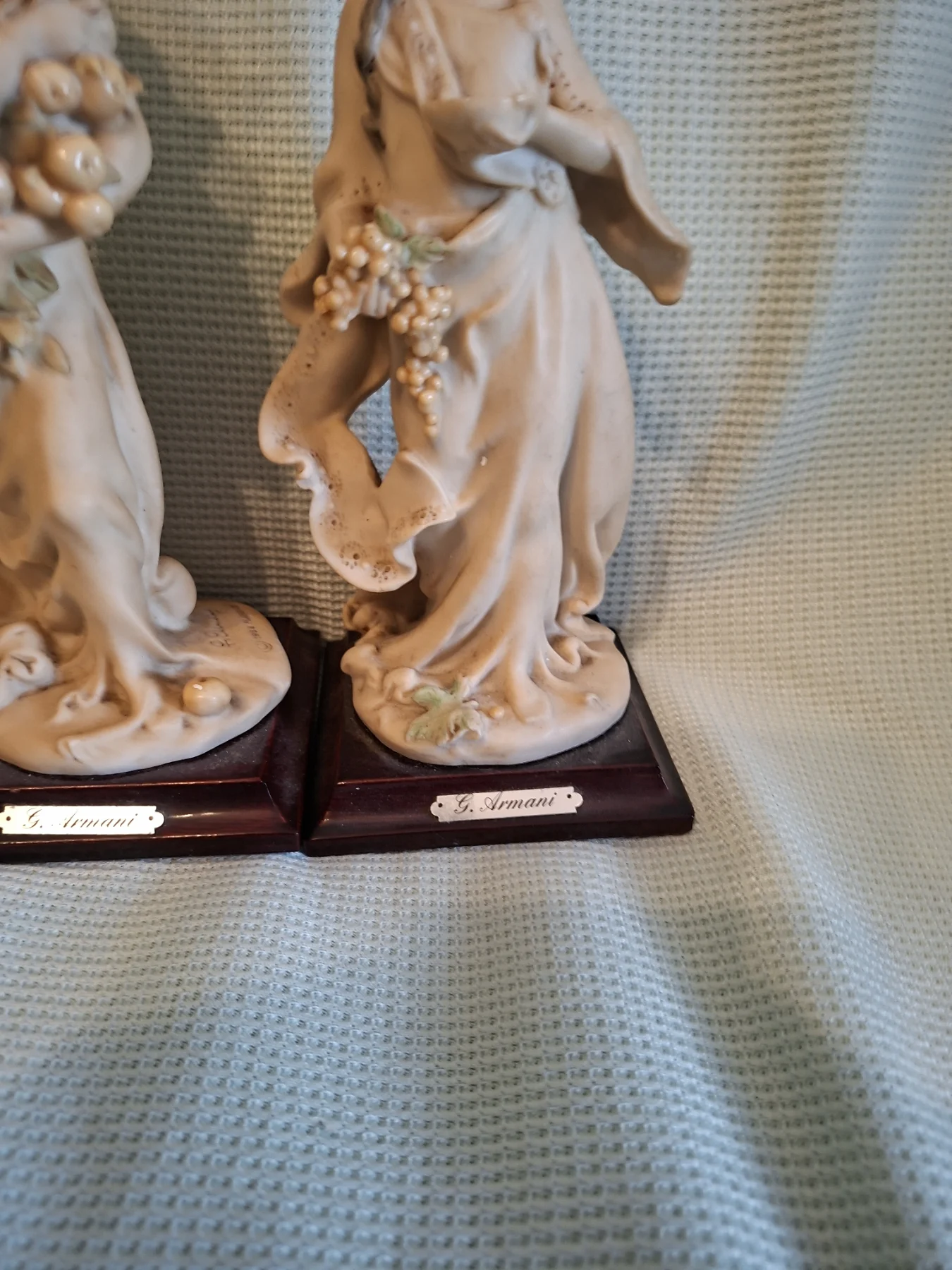 Pair of Giuseppe Armani figurines