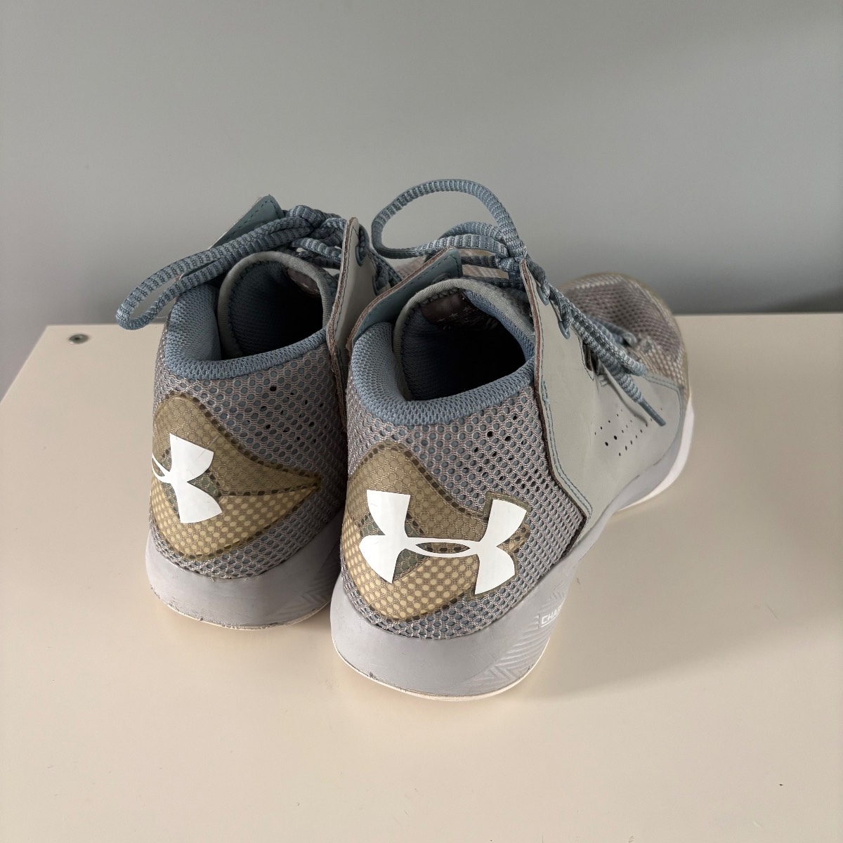 Under Armour Men’s Charged Basketball Trainers Grey UK 10 EU 45 Very Good Condition