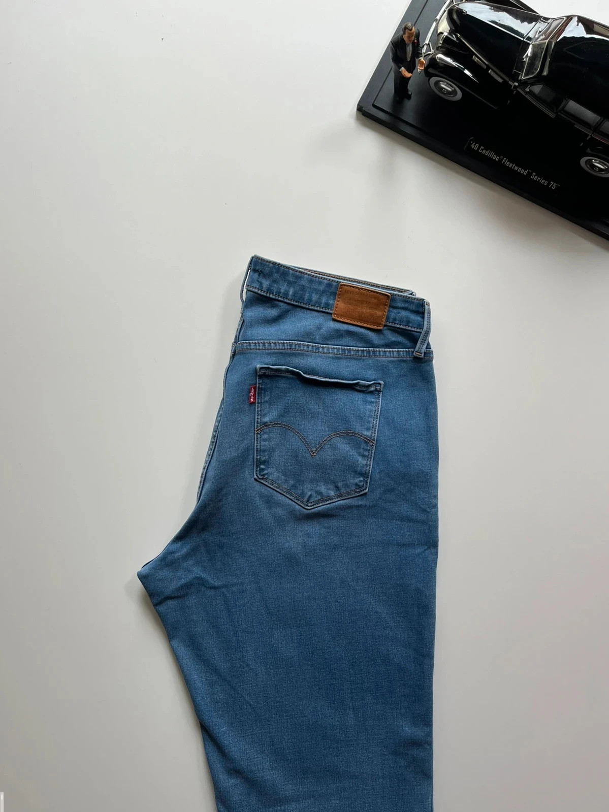Levi’s vintage premium 314 shaping straight mid-rise stretch blue women’s jeans UK18 L33