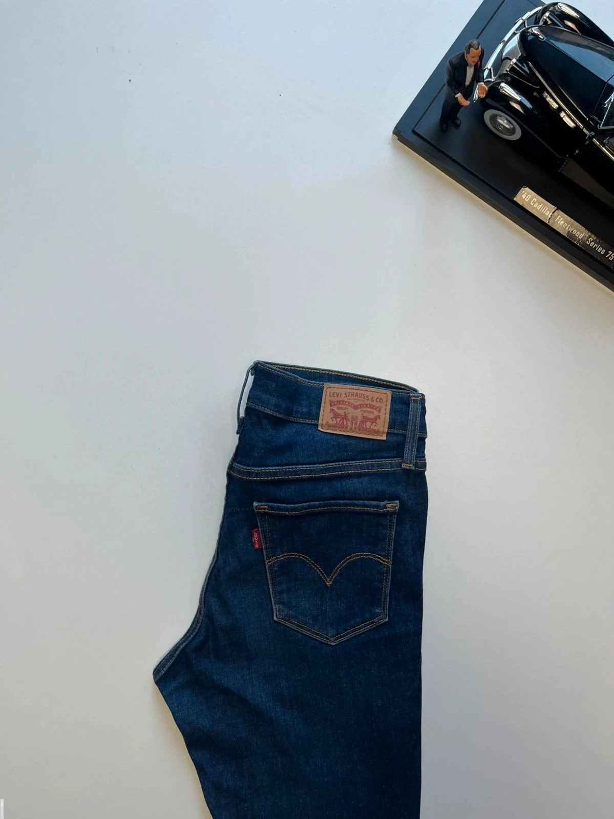 Levi’s vintage 310 shaping super skinny mid-rise stretch navy women’s jeans UK8 W27 L30