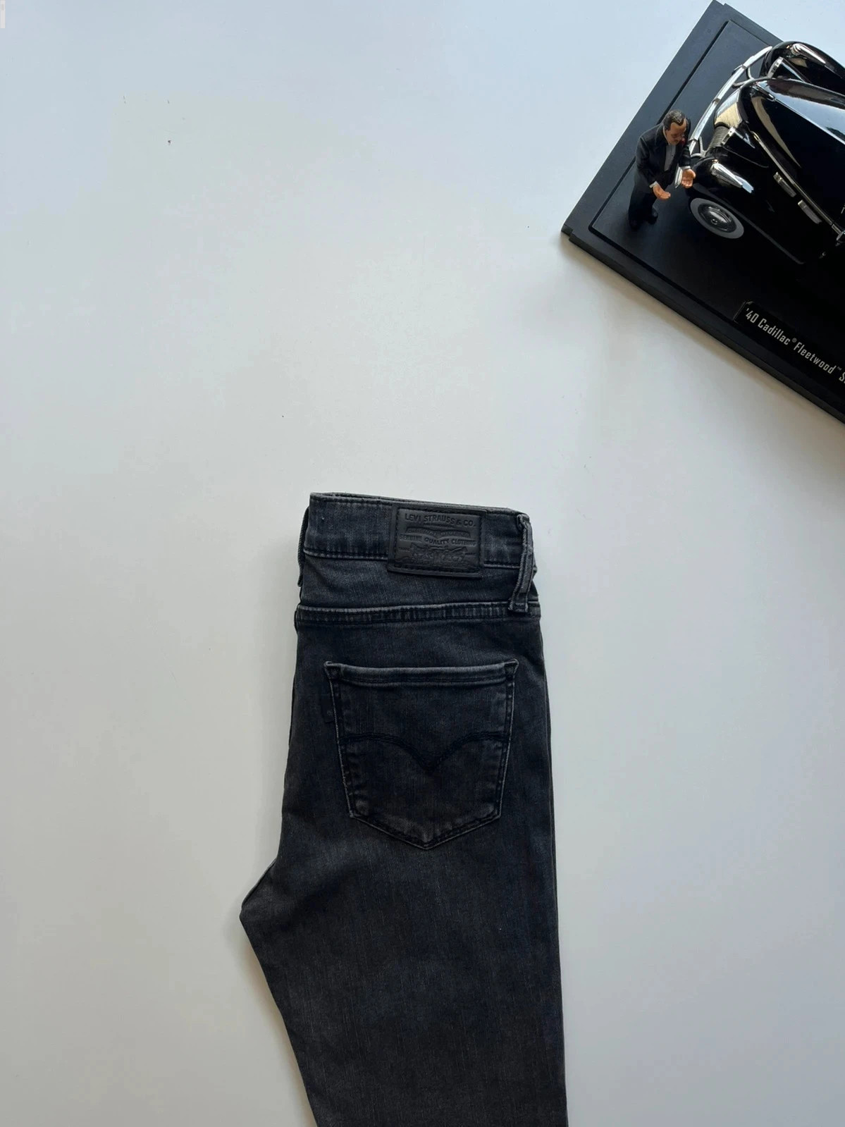 Levi’s vintage premium 720 high-rise super skinny black stretch women’s jeans UK6 W25 L28