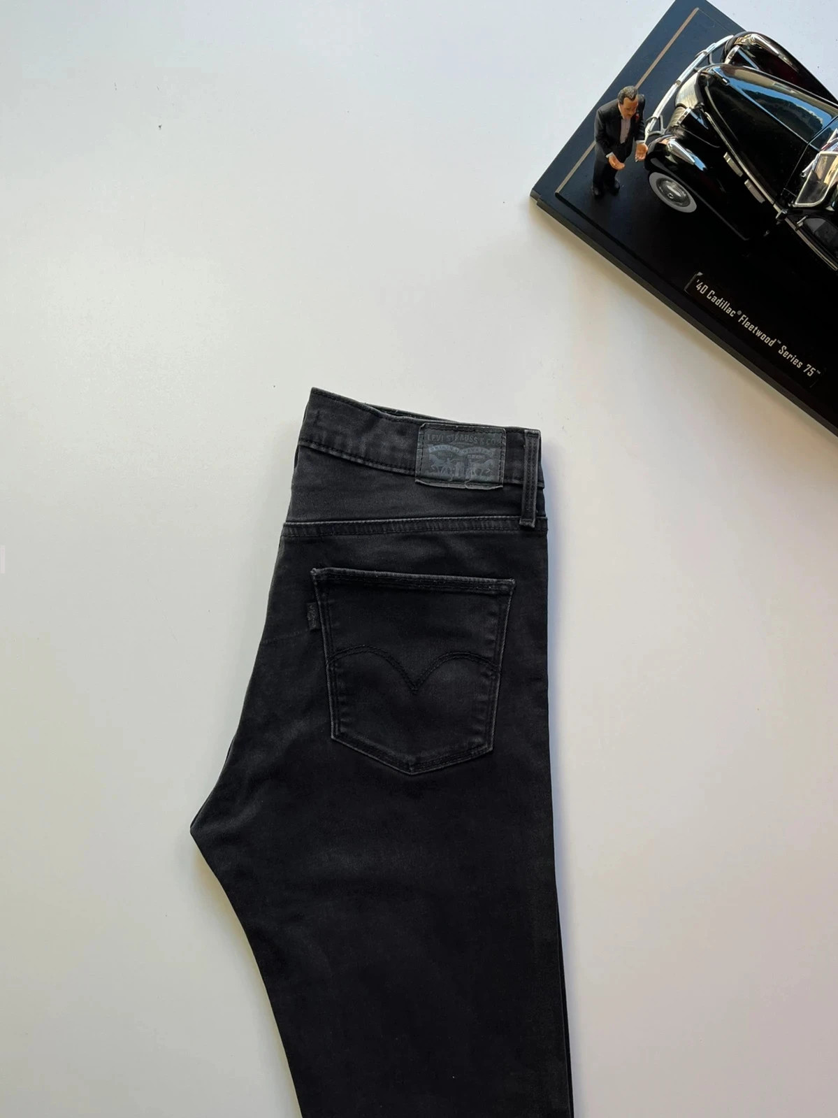 Levi’s vintage slimming slim mid-rise black stretch women’s jeans UK10 W29 L31 Altered