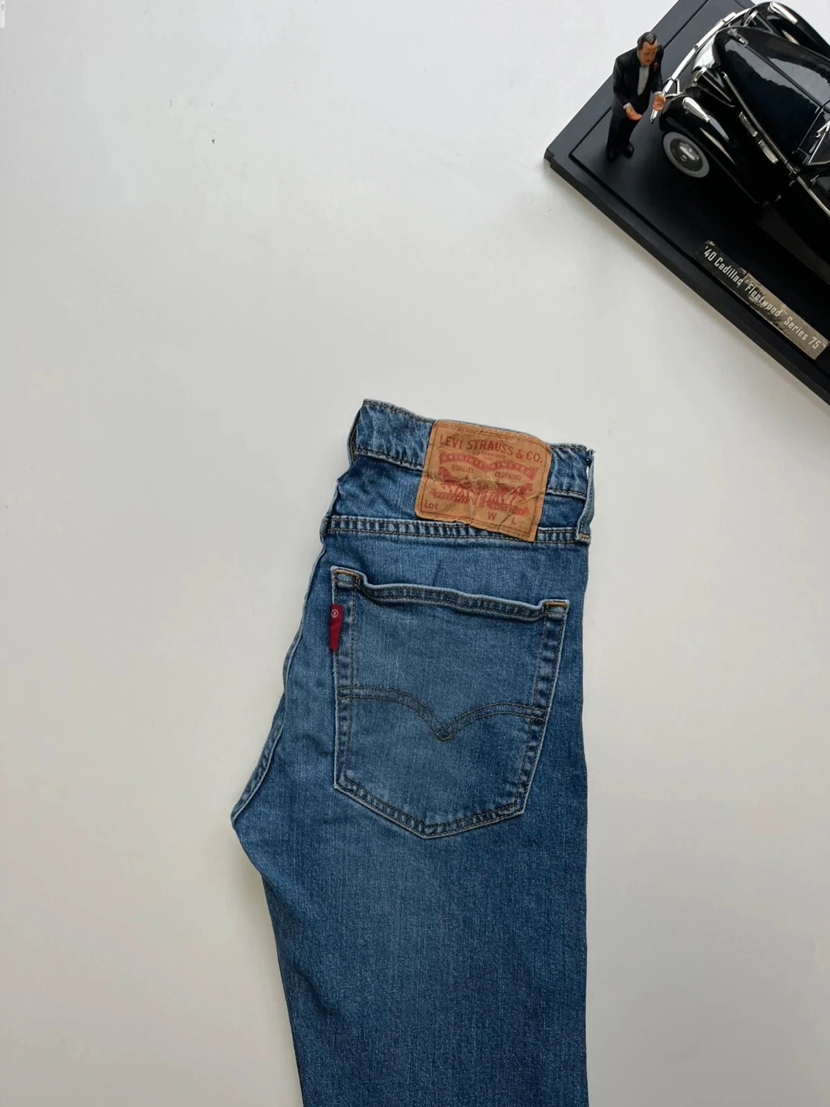 Levi’s vintage 519 hi-ball tapered navy stretch men’s jeans W30 L30
