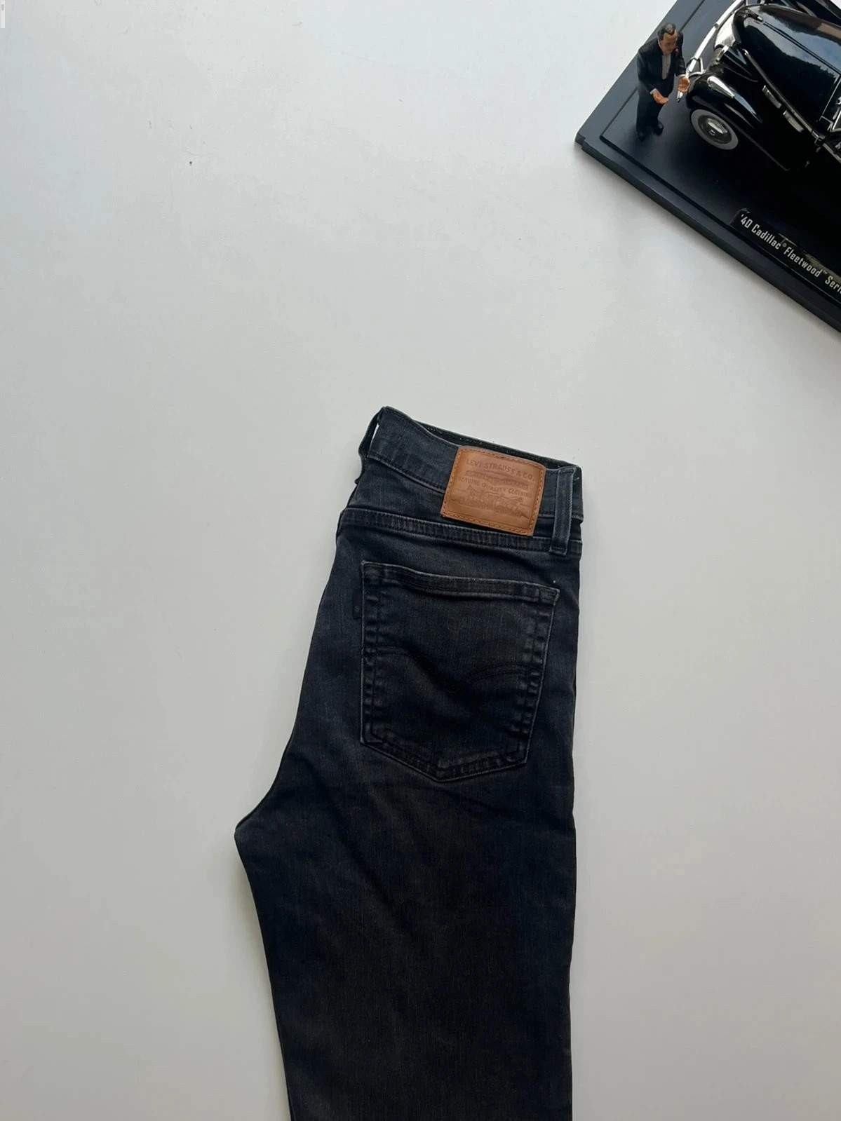 Levi’s vintage 724 hi-rise straight stretch black women’s jeans UK8 W27 L29 Altered