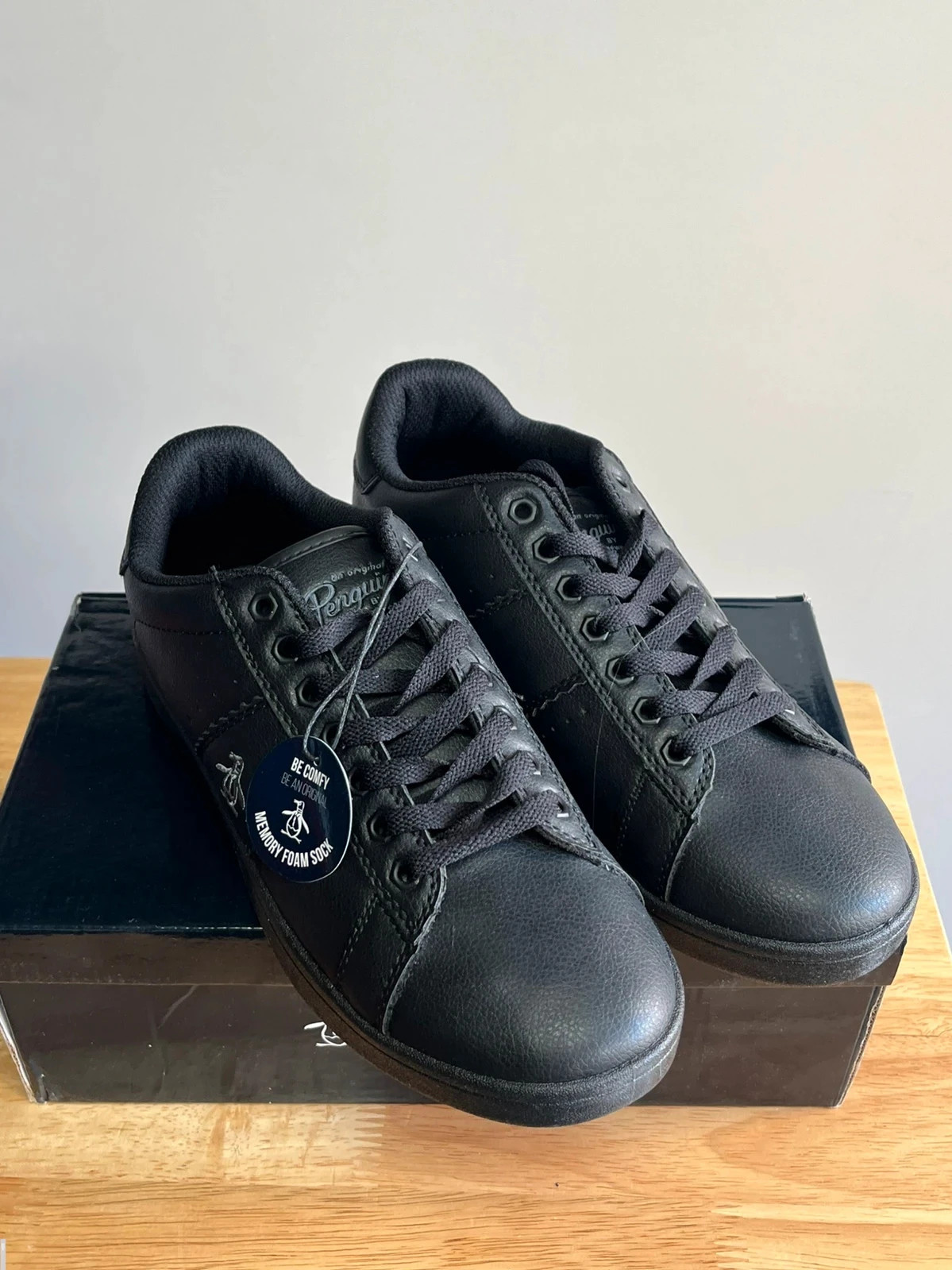 Brand new in box original penguin Steadman black court men’s trainers UK9
