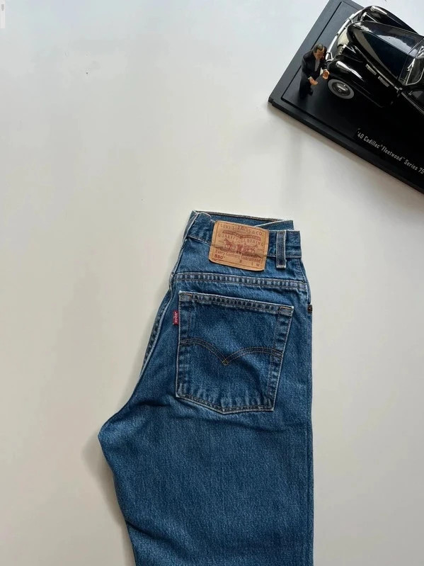 Levi’s vintage 550 classic mom style tapered leg mom-style blue women’s jeans UK8 W26 L27