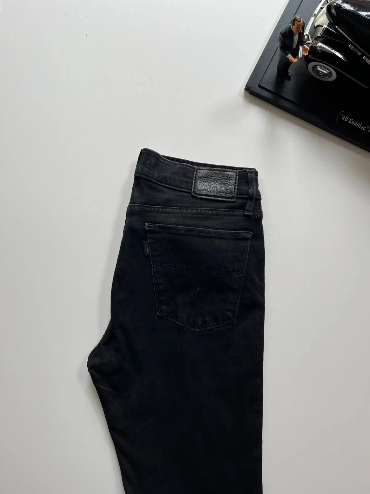 Levi’s 710 super skinny midrise black stretch women’s jeans W29 L30 altered