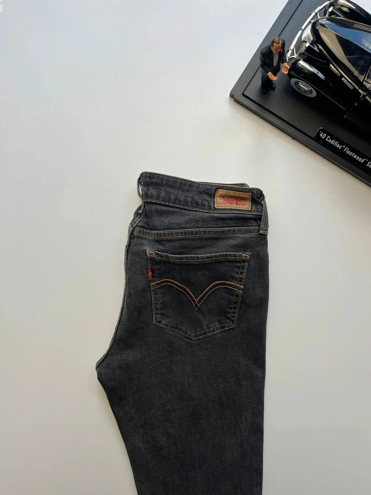 Levis vintage 535 legging style mid-rise stretch women’s black jeans UK12 W30 L31 altered