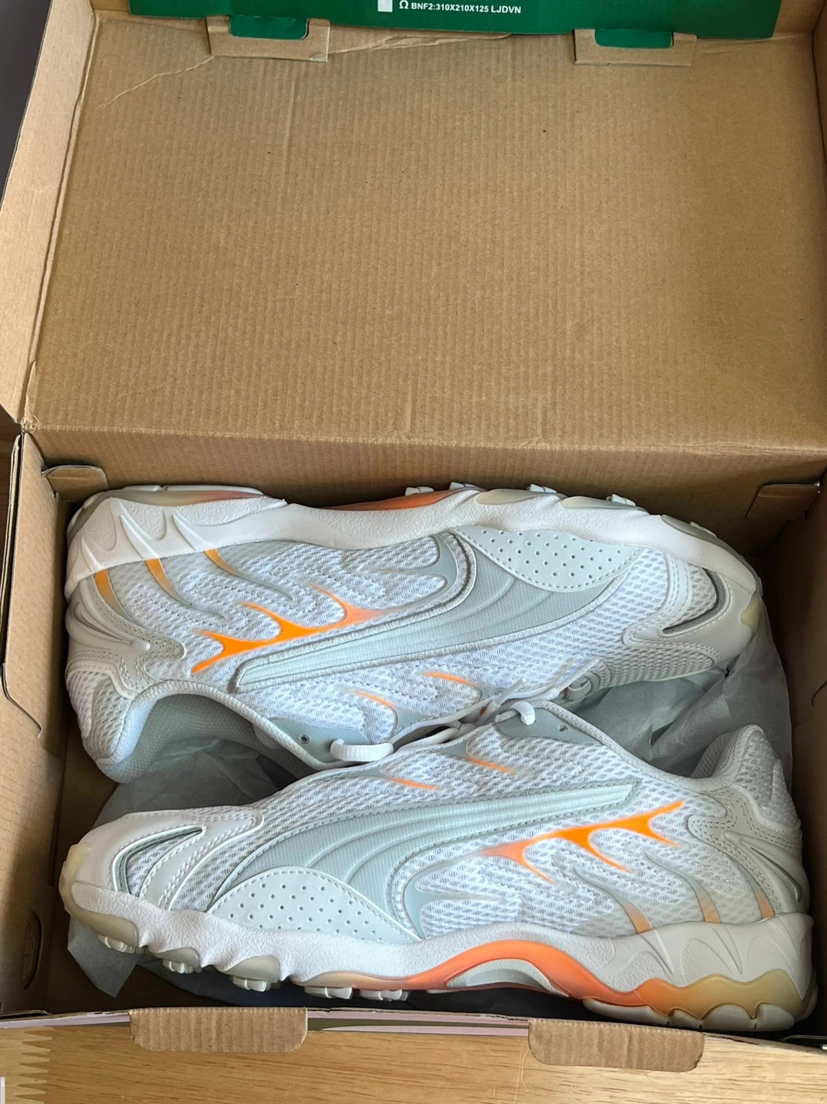 Brand New in box Puma inhale white/heat fire unisex trainers UK8
