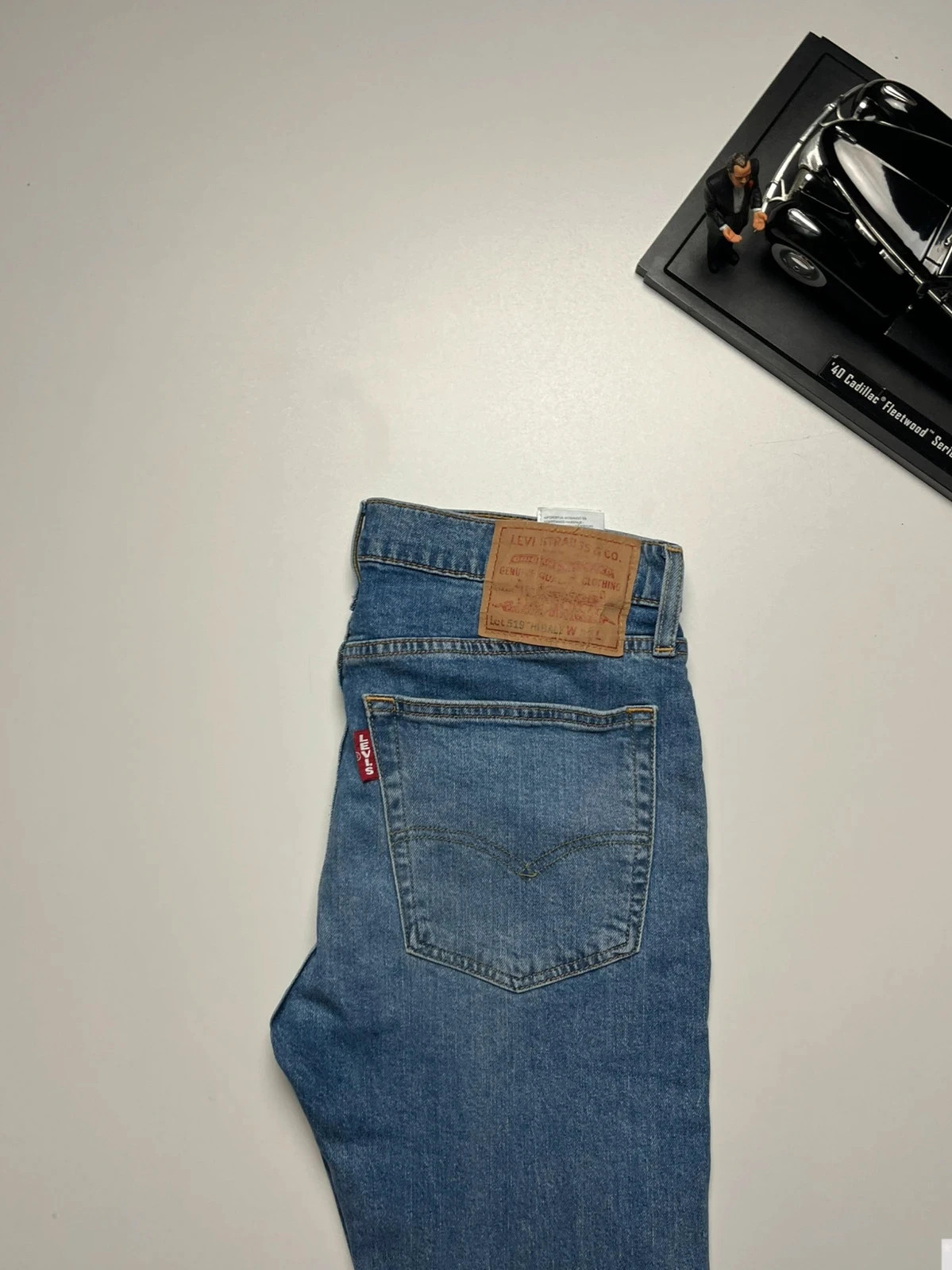 Levi’s vintage 519 hi-ball light blue stretch ripped style men’s jeans W32 L30