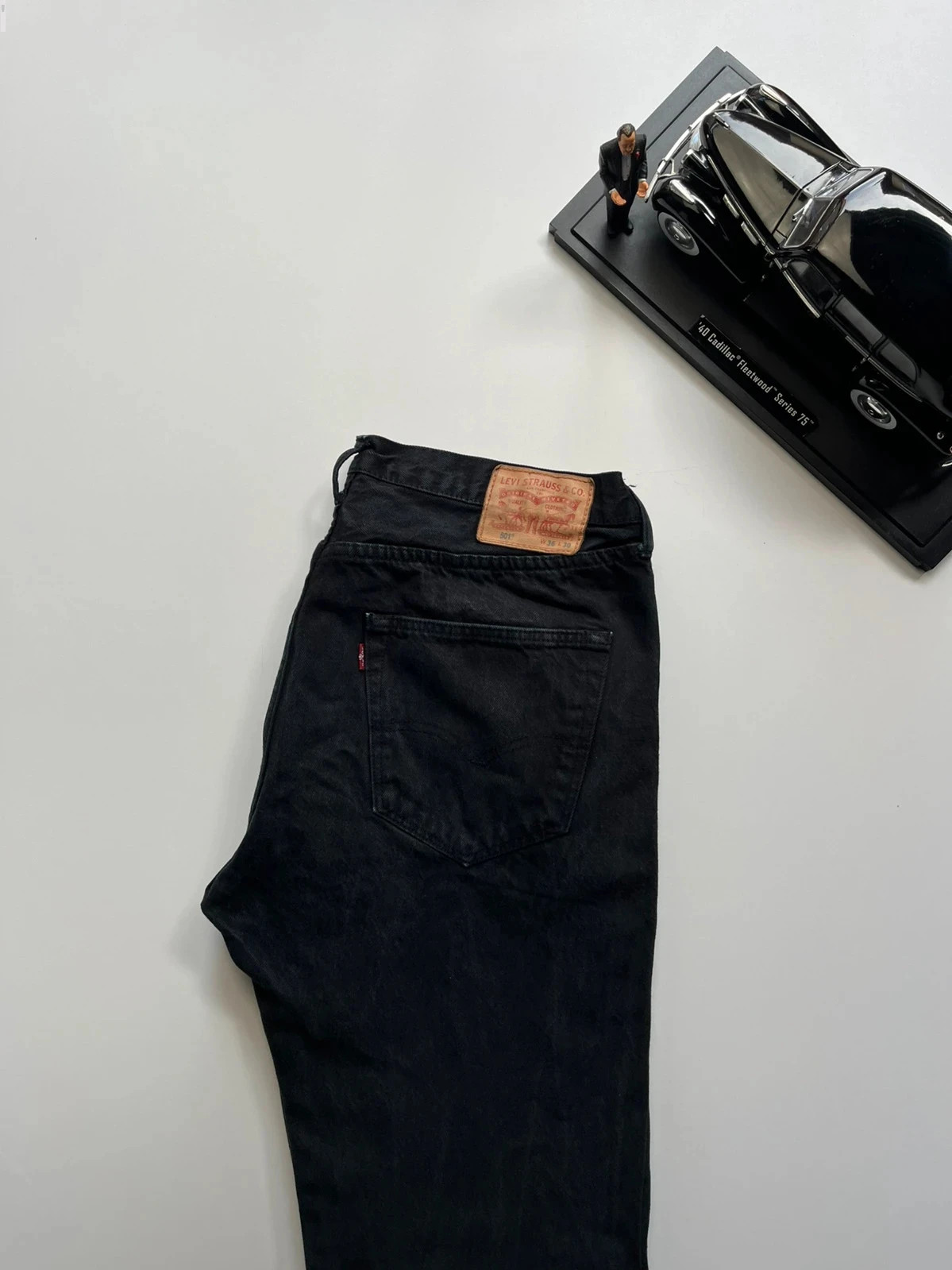Levi’s vintage 501 classic straight black men’s jeans W32 W30 Altered