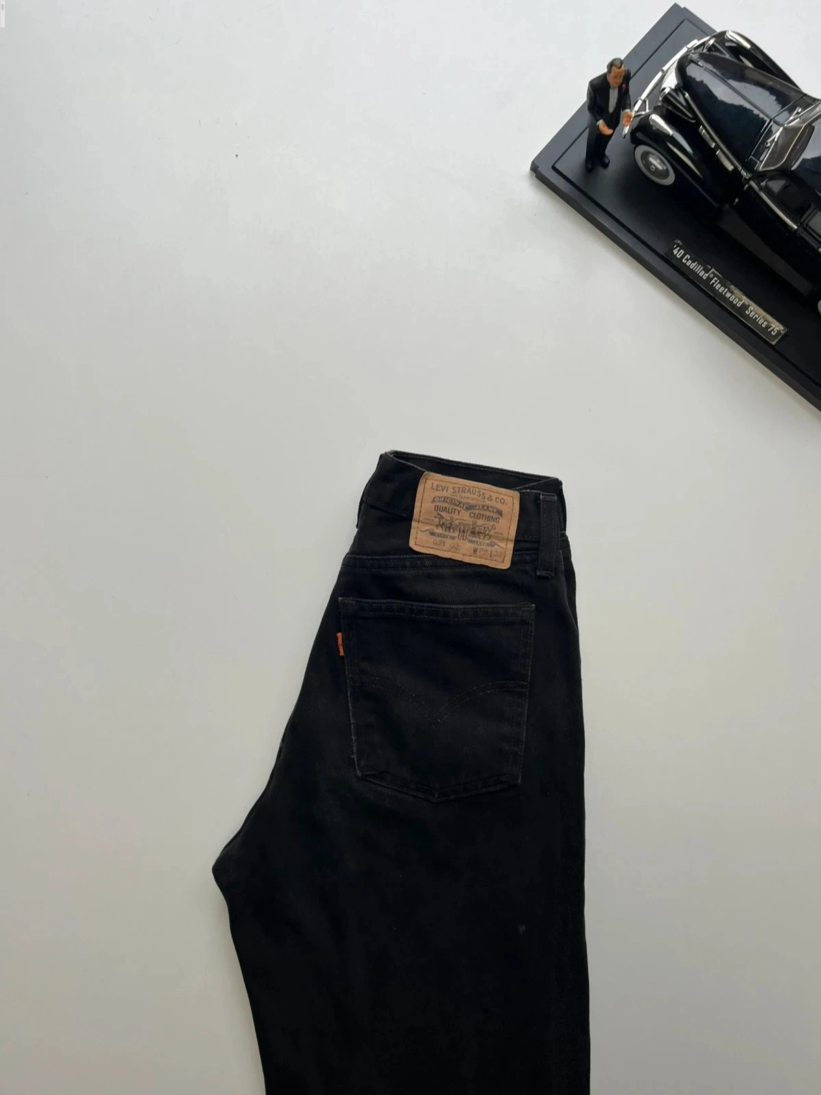 Levi’s vintage 891 02 OT hi-rise tapered mom-style black women’s workwear jeans UK6 W25 L32 Altered