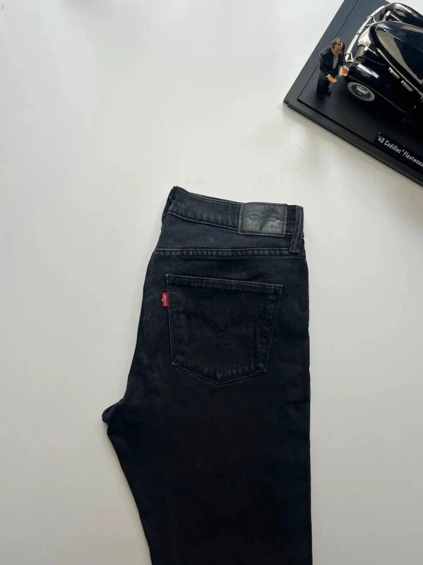 Levi’s vintage slim fit mid-rise stretch women’s black jeans UK10 W29 L32
