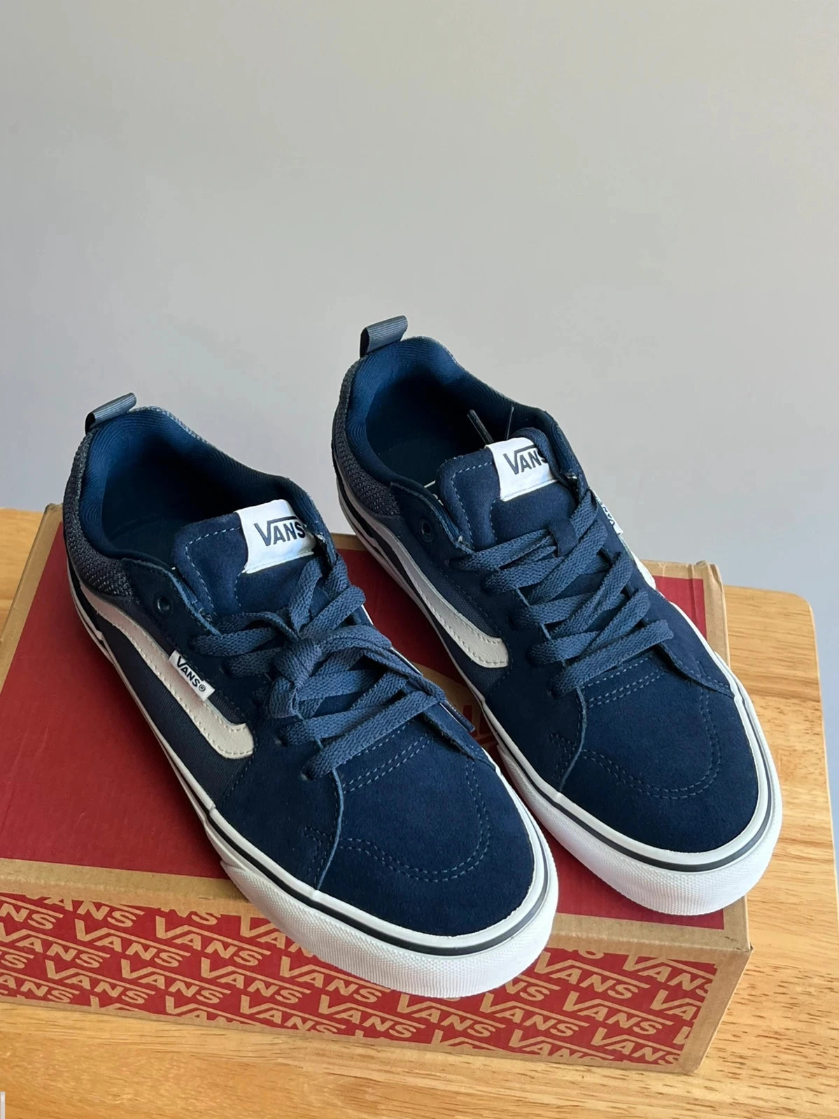Brand new Vans off the wall Fillmore suede canvas dress blue women’s trainers UK5.5