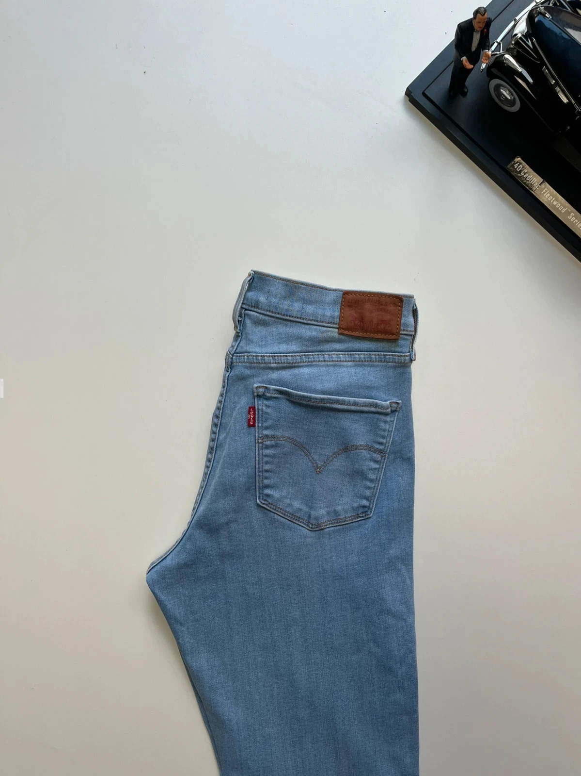 Levi’s vintage 311 shaping skinny mid-rise light blue stretch women’s workwear jeans UK12 W30 L32