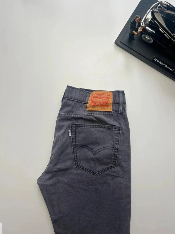 Levi’s vintage 514 regular fit straight leg grey men’s workwear jeans W32 L32