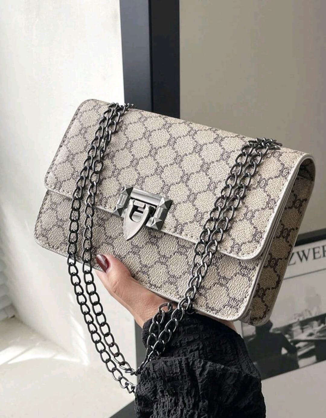Vintage Monogram Chain Shoulder Bag
