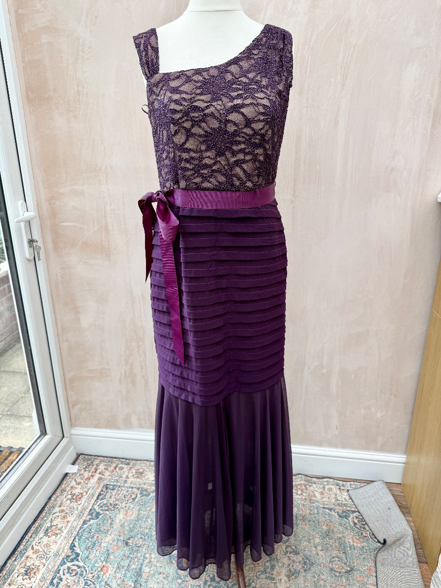 R&M Richards purple fishtail Bodycon cocktail dress size 14 B28