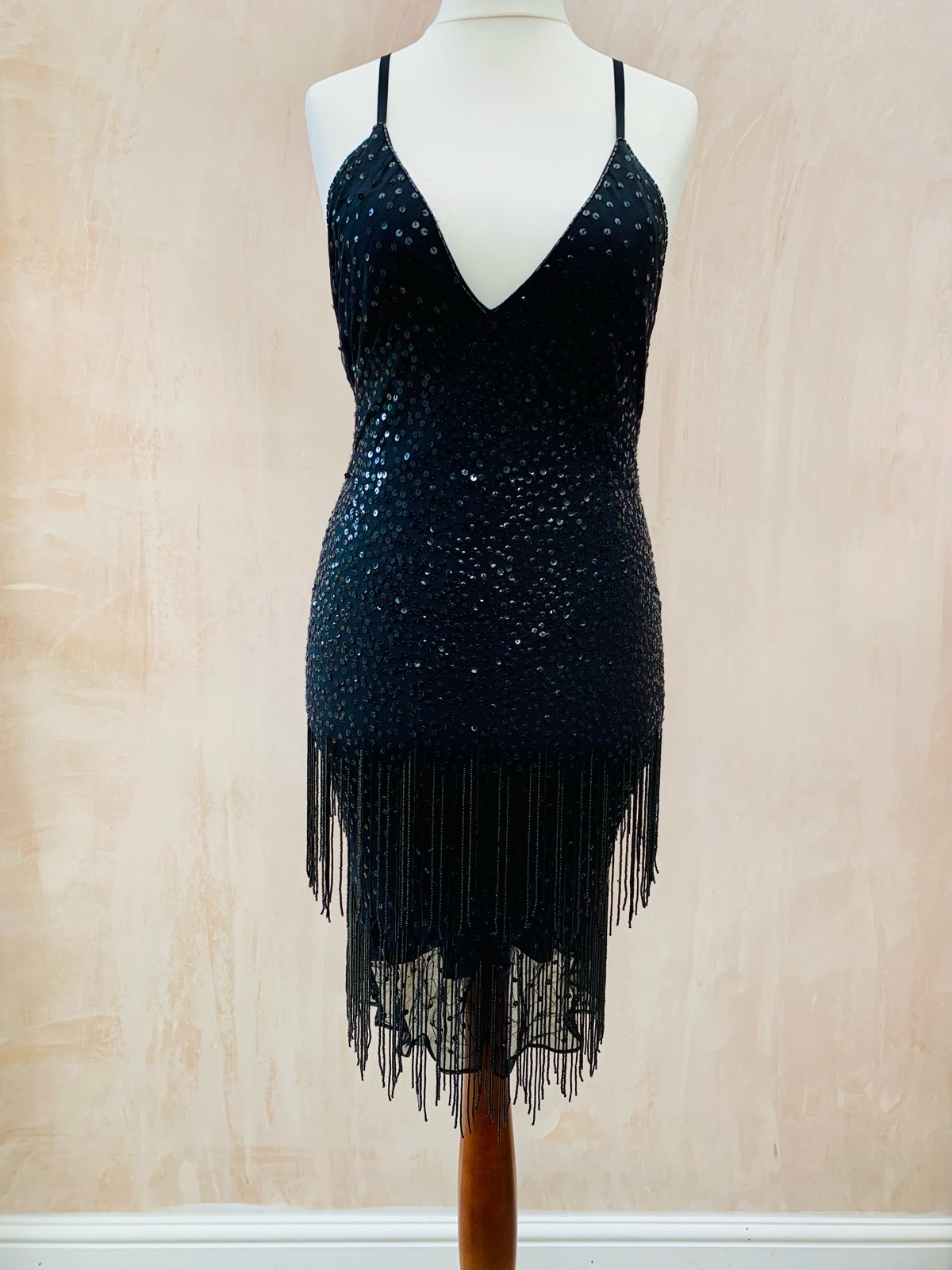 Warehouse LBD 100% silk flapper style fully sequinned beaded tassel dress fits 10-12 B31
