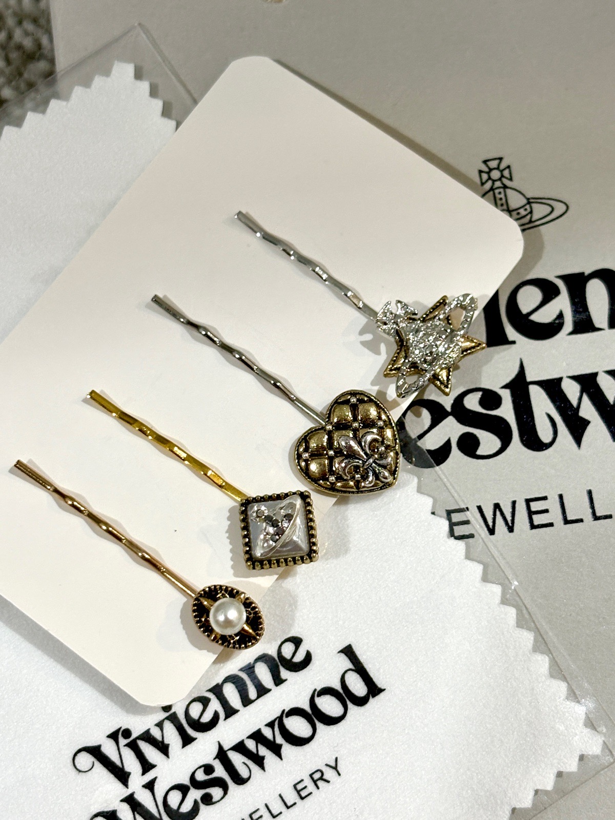 Golden with pearls hair clips set