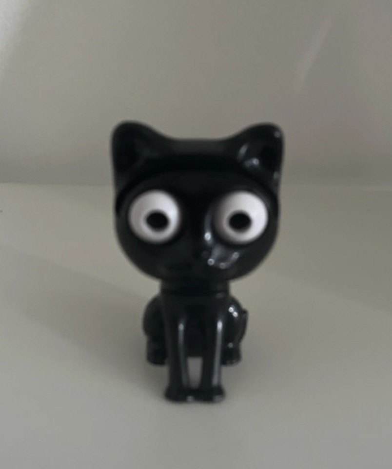 Mini Cat Glasses Holder – Black Spectacle Stand, Cute Home Desk Decoration (10 x 6 cm / 3.9 x 2.4 in