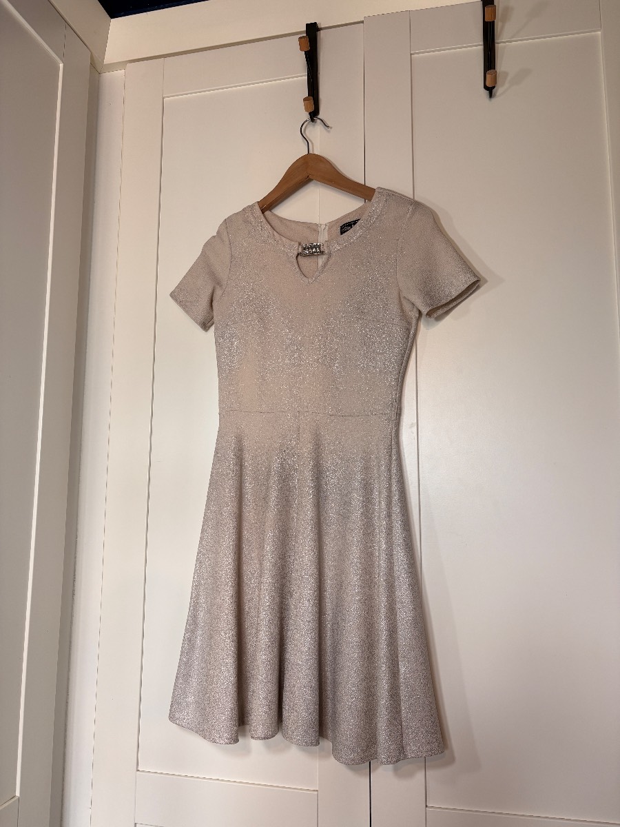 Billie & Blossom gold smart Skater dress size 8 party occasion summer