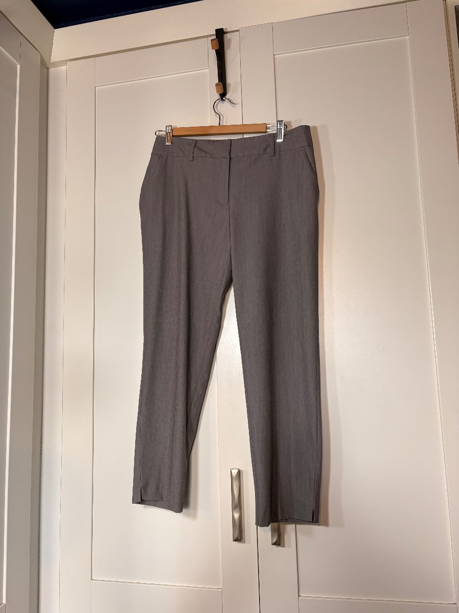 Dorothy Perkins grey cropped trousers size 12 smart casual workwear office
