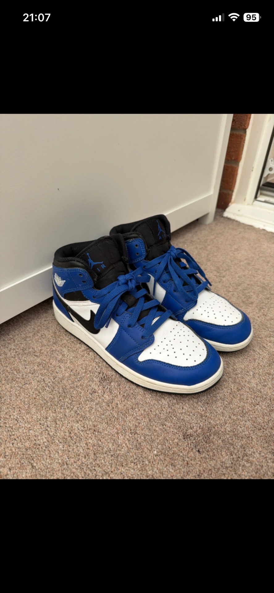 Nike air Jordan’s 1 Mid Game Royal Blue