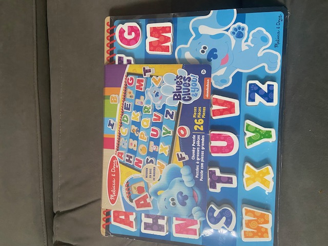 Melissa & Doug Blue’s Clues & You! Alphabet Puzzle £6.00