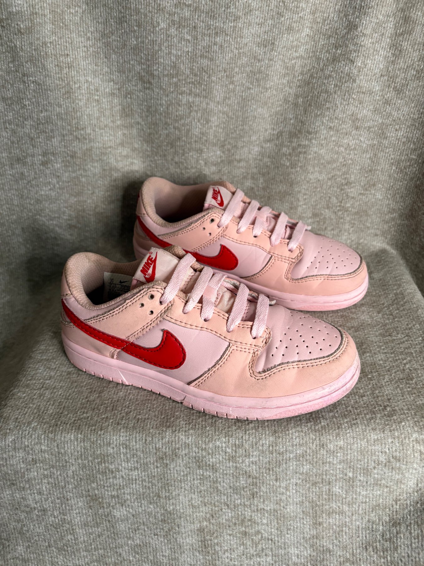 Nike Dunk Low Pink & Red Trainers – Junior Size 4 – Girls/Kids
