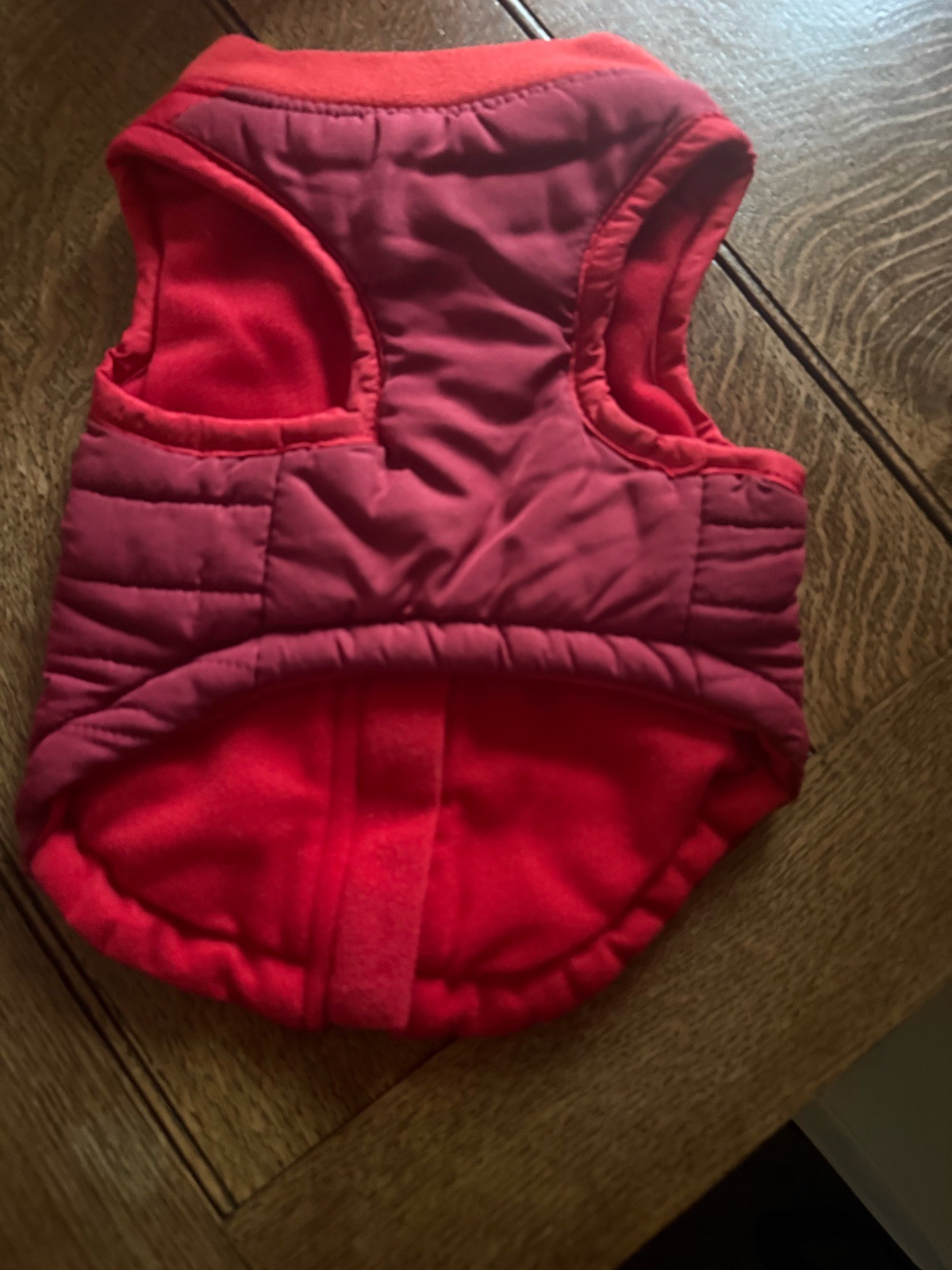 Dog coat Red/White size XS from Pets v good condition