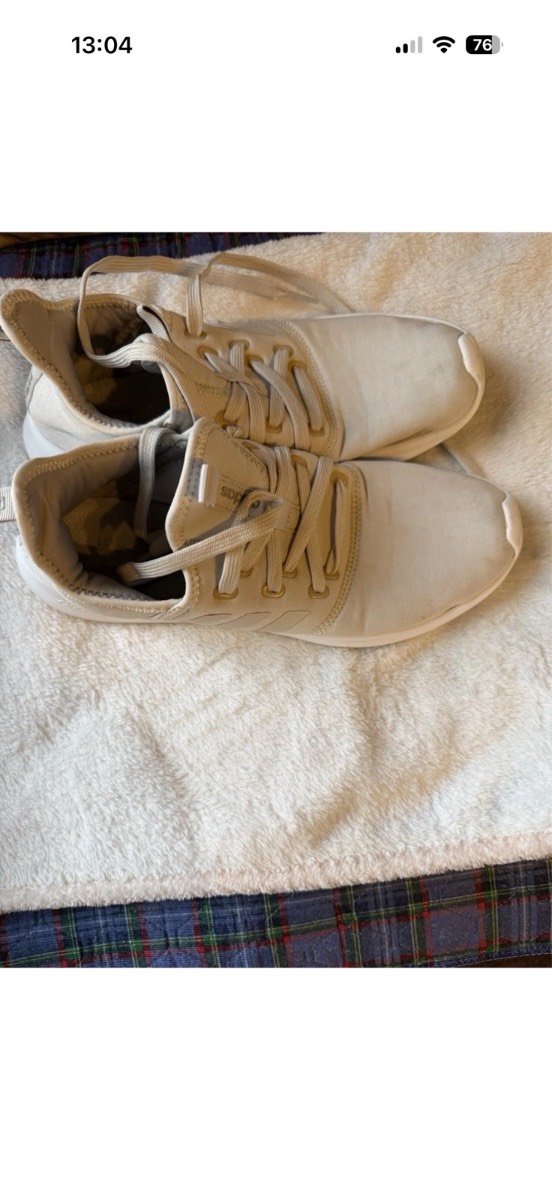 Women’s Adidas trainers size 7.5 good condition