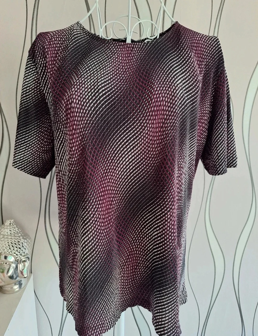 Dunnes Stores Geometric Textured Top Burgundy Black UK 14-16