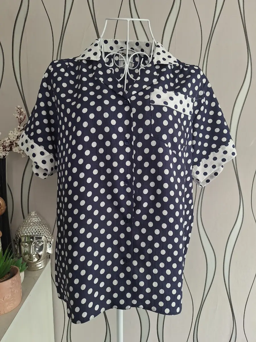 Clover Collection Navy White Polka Dot Blouse Size 14 Retro Short Sleeve