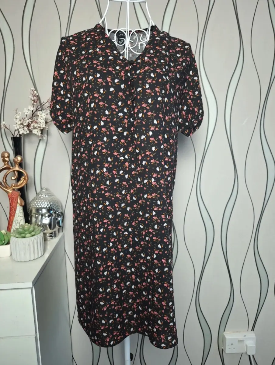 New Look Black Floral Midi Dress Short Sleeve UK 8
